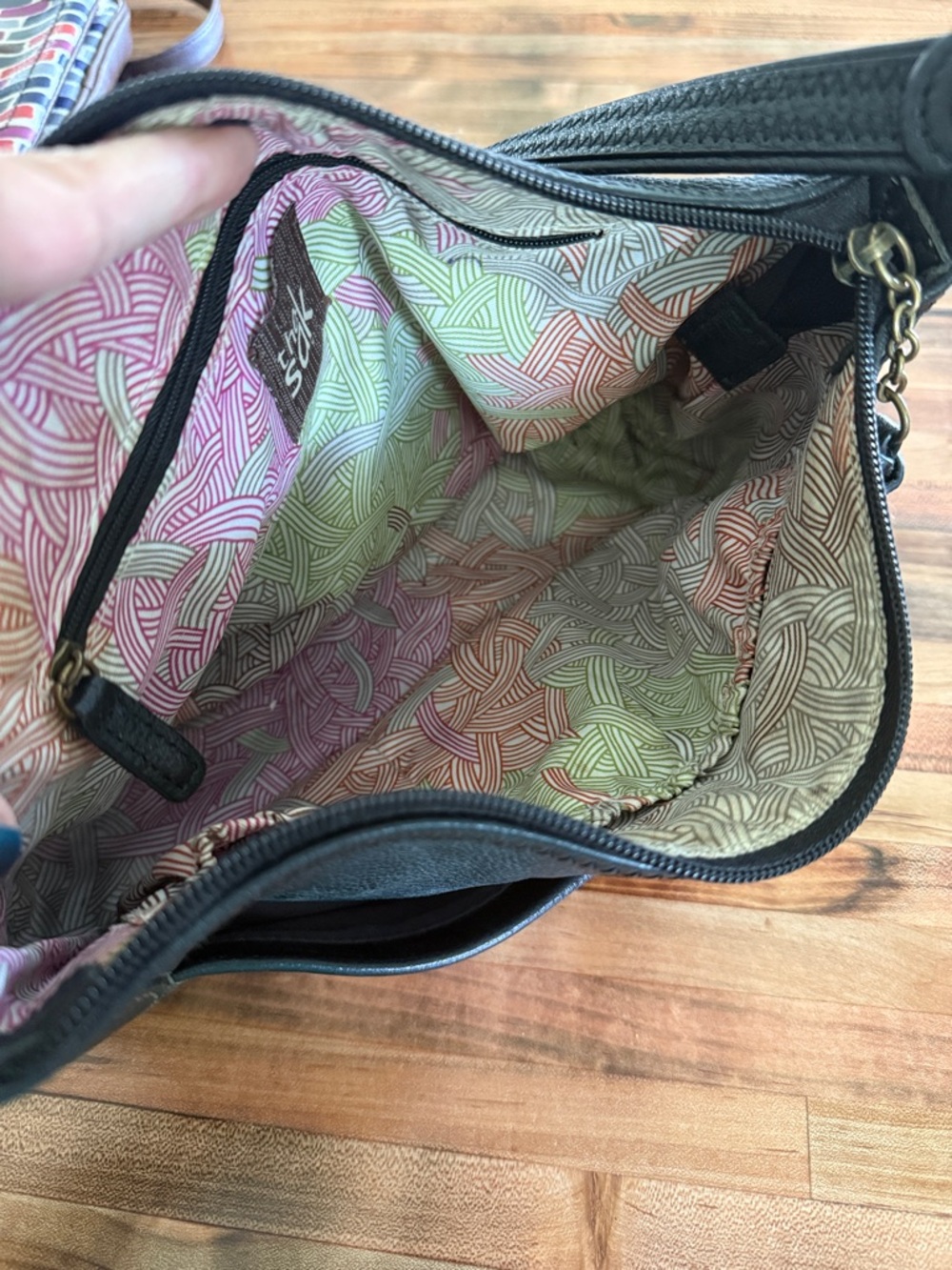 The Sak Black Leather Shoulder Bag with Gold Logo - Picture 3 of 4